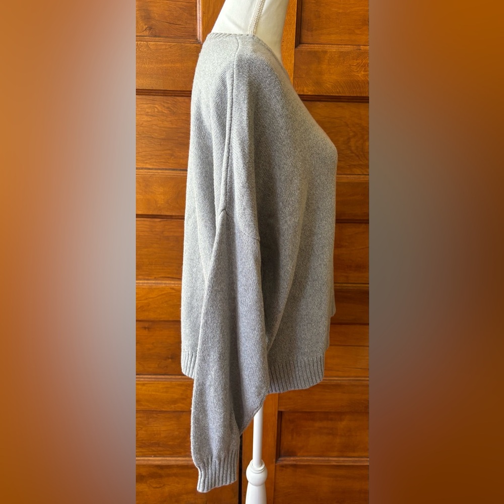 Hollister Teddy Bear Crew Neck Sweater in light heather grey - Picture 4 of 6